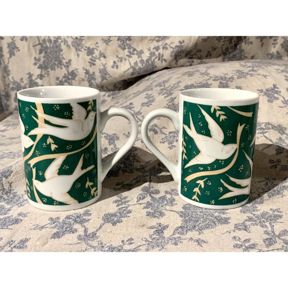 VTG Pair of WCL Green Mugs with Peace Doves and Ribbons - Picture 3 of 9
